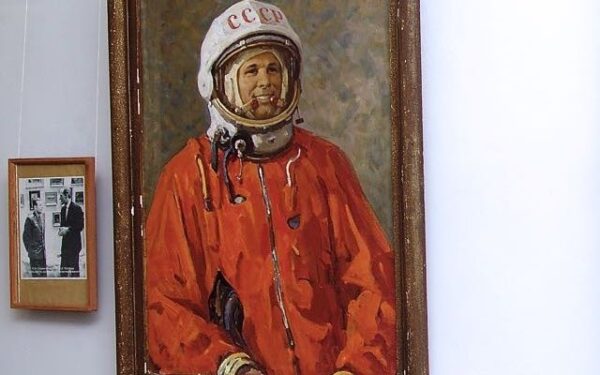 В брянском селе хранится портрет  Юрия Гагарина, написанный с натуры