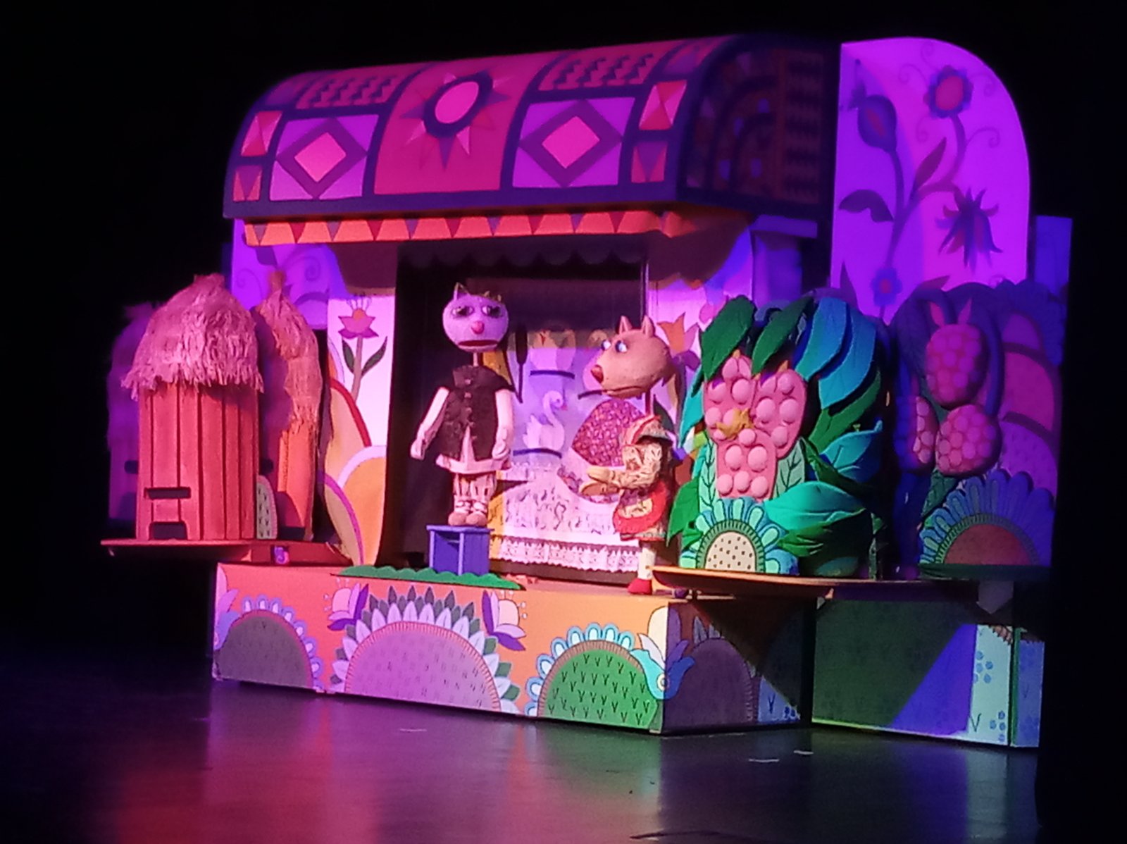 В театре кукол – премьера сказки