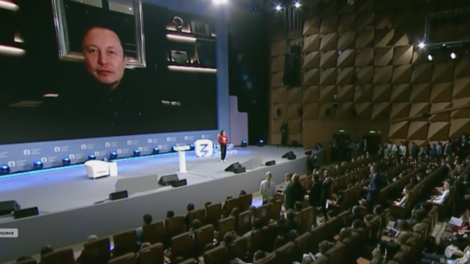 Илон Маск на марафоне «Новое знание» ответил на вопросы российской молодежи