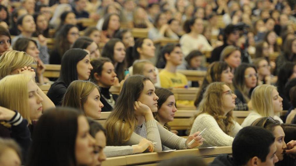 В вузах Брянщины увеличат бюджетные места