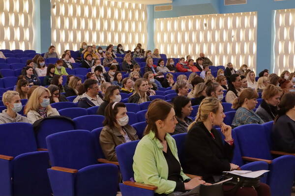 Брянцы приняли участие в акции «Всероссийское родительское собрание»