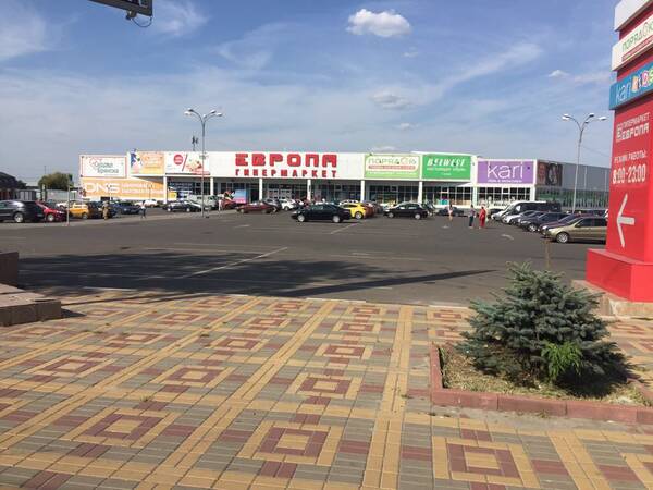 В Брянске открылся еще один пункт вакцинации от коронавируса возле ТЦ «Европа»