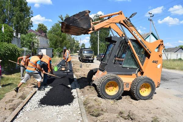 В брянской Клетне в этом году благоустроят 8 дворовых территорий