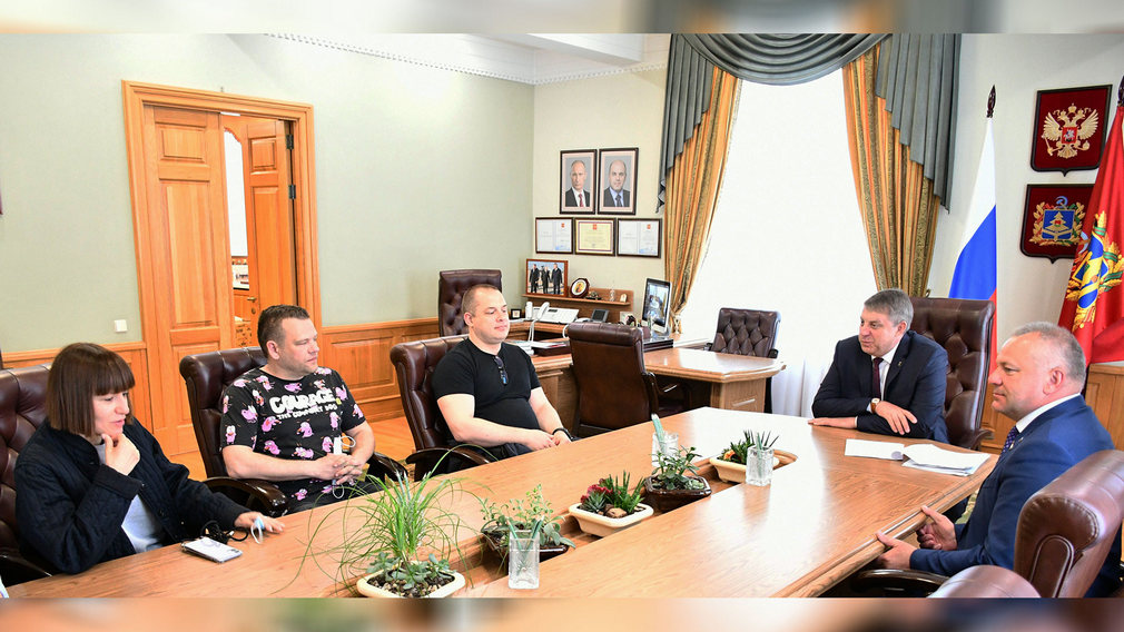 Губернатор Брянской области встретился со съемочной группой телепроекта «Формула Еды»