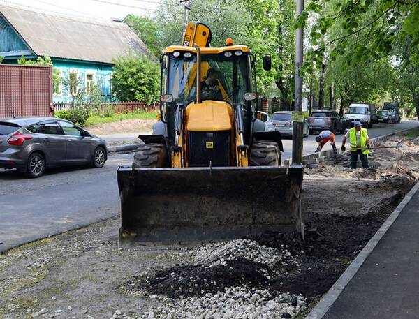 В Брянске в рамках дорожного нацпроекта ремонтируют переулок Осоавиахима