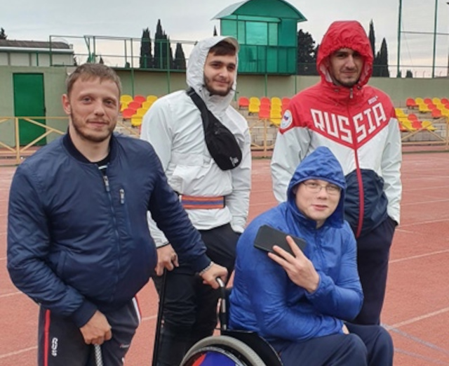 Брянские паралимпийцы на стартах легкоатлетов в Адлере победили