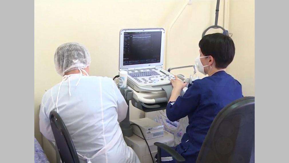 Передвижной УЗИ появился в больнице брянской Жуковки