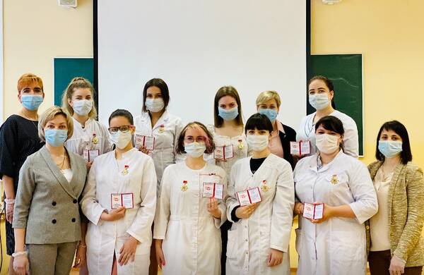 Брянские студенты получили награды за вклад в борьбу с коронавирусом