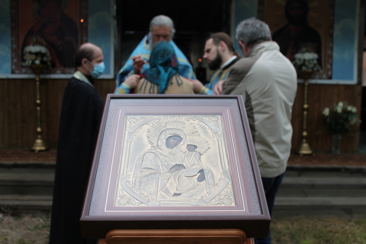 В Карачевском Николо-Одрином женском монастыре состоялось соборное богослужение по случаю праздника иконы Божией Матери «Споручница грешных»