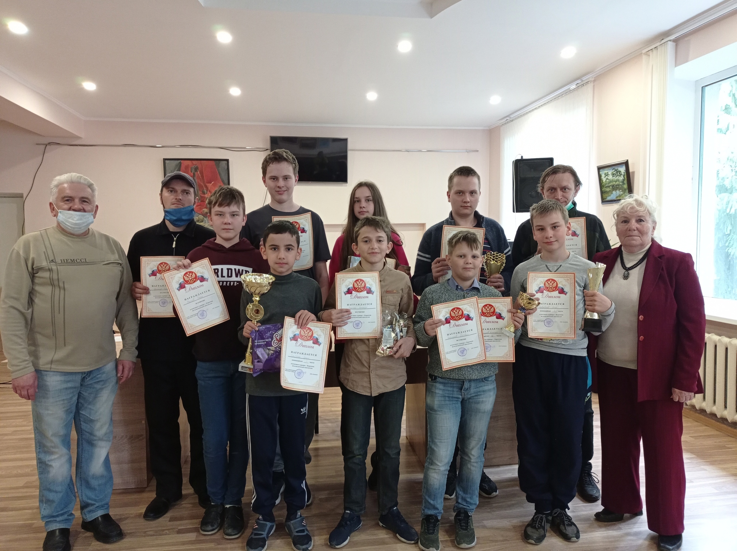 В Карачеве прошел итоговый турнир по классическим шахматам