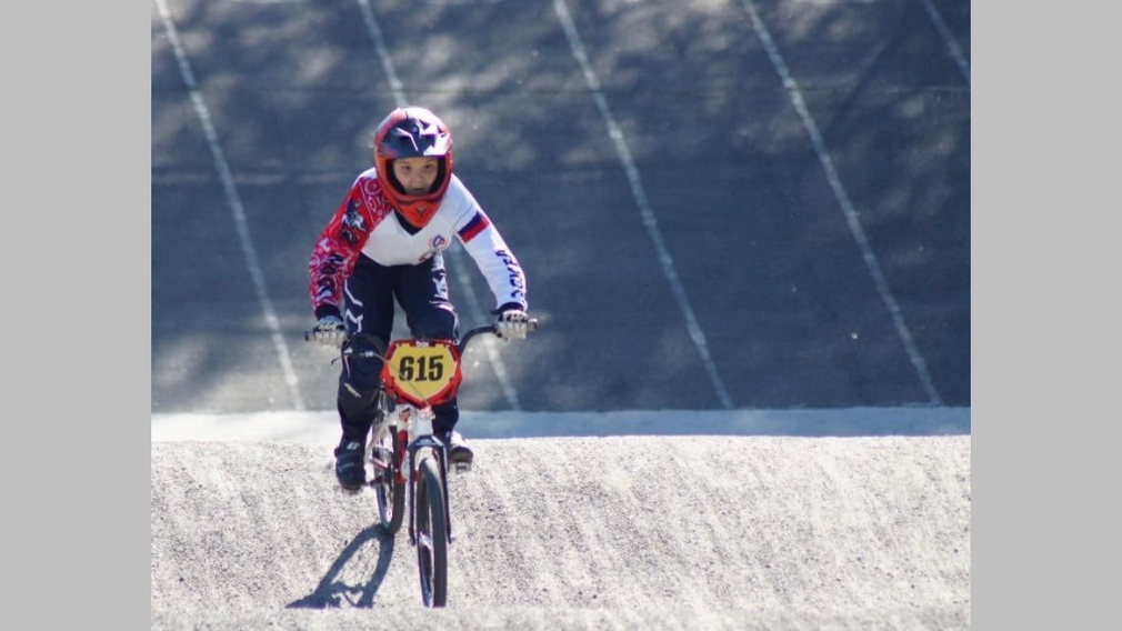 Брянские юные спортсмены завоевали золото, серебро и бронзу на соревнования по велоспорту-ВМХ