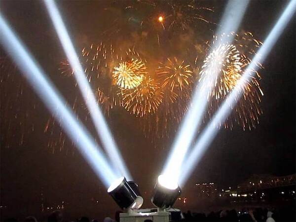 В Брянске на двух площадях пройдет акция «Лучи Победы»