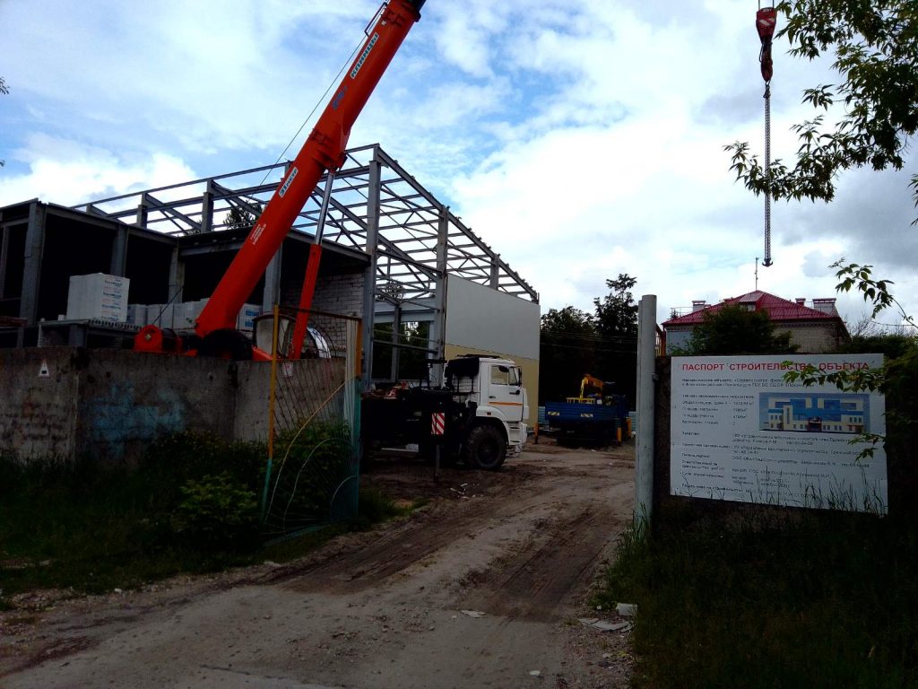 В Фокинском районе Брянска строится новый ФОК за 93 млн рублей