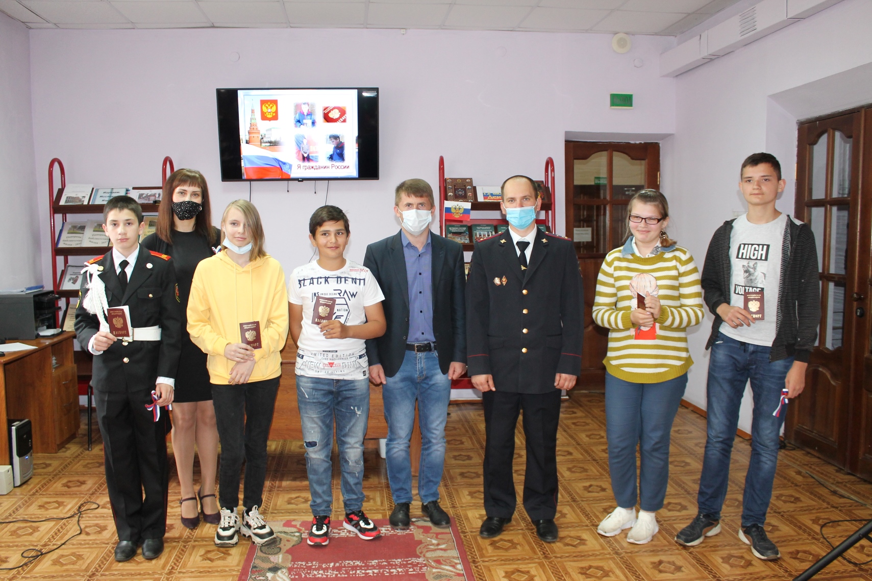 В брянском Карачеве вручили паспорта