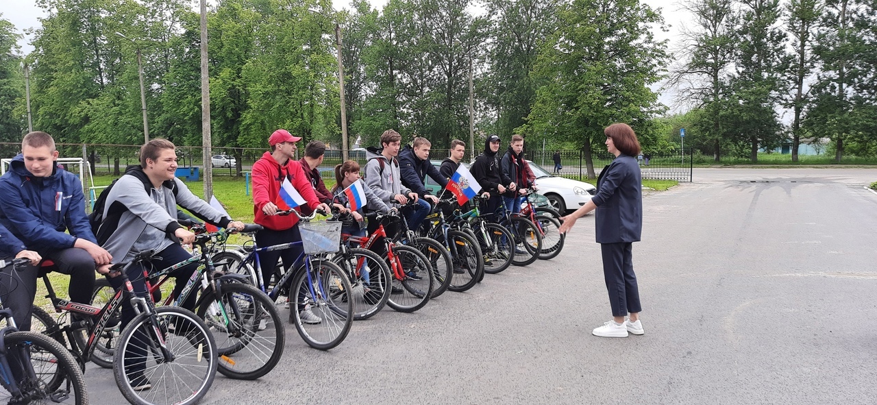 Встретили  праздник велопробегом