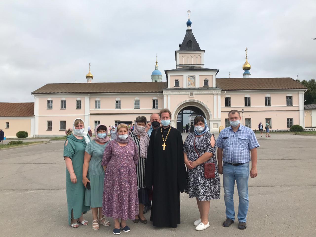 Карачевские паломники посетили святые места Калужской земли