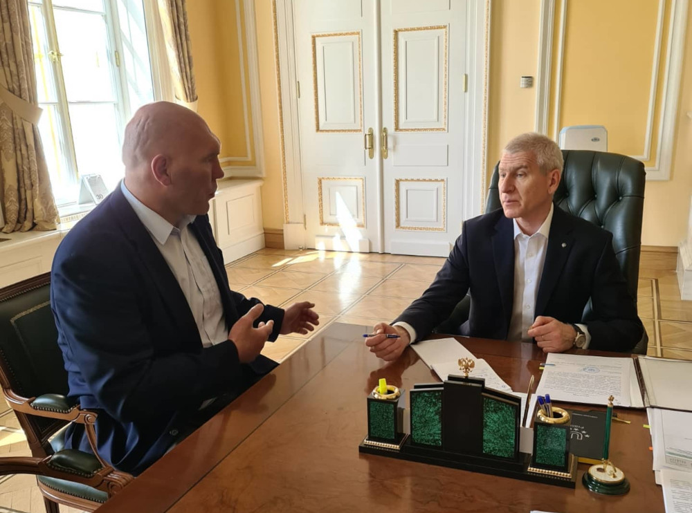 Николай Валуев обсудил с минспорта строительство ещё одного спортобъекта в  Брянске