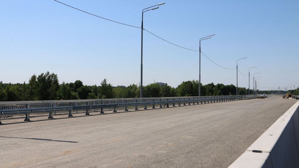 Глава Брянщины проинспектировал строительство автодороги — защитной дамбы Брянск I — Брянск II