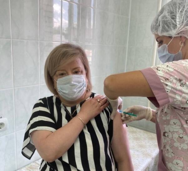 Ректор БИПКРО Полина Матюхина призвала коллег вакцинироваться от Covid-19