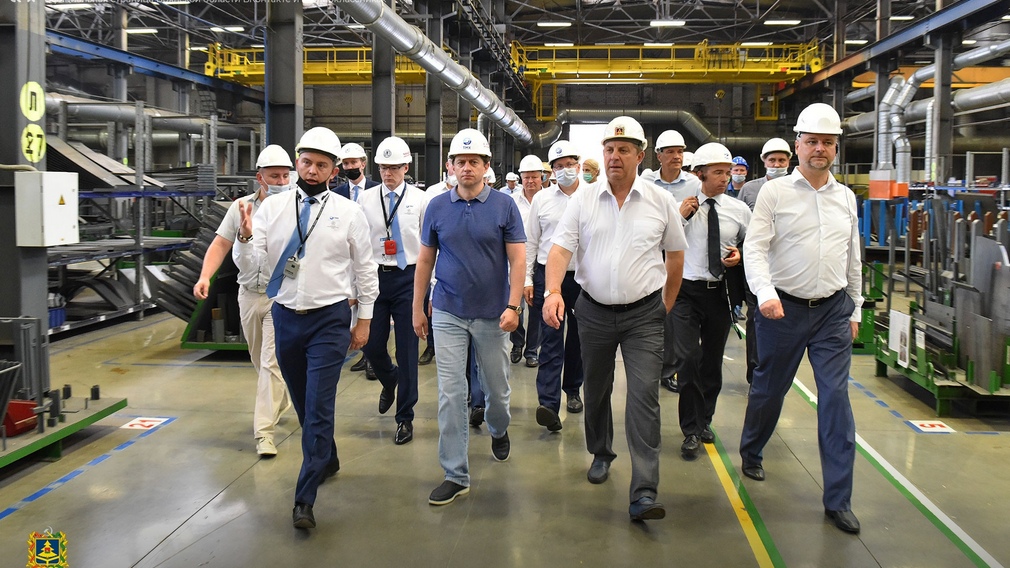 На машиностроительном заводе в Брянске устанавливают современное оборудование