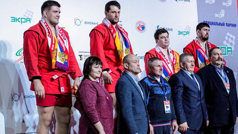 Тренеры Брянской области будут получать более 50 000 рублей