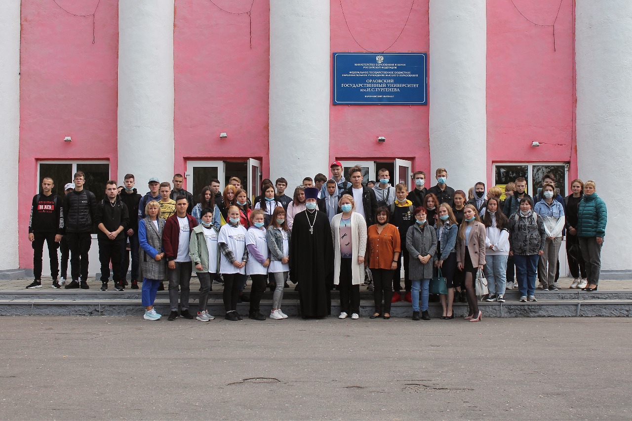 К Карачевском филиале Орел-ГТУ прошла акция «Мы вместе против террора!»