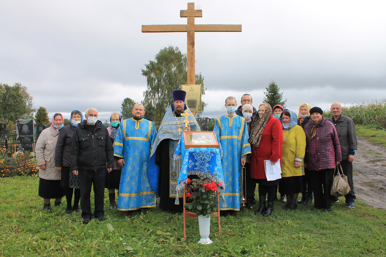 В селе Вельяминова освящен Памятный Крест на месте разрушенного храма в честь Рождества Пресвятой Богородицы