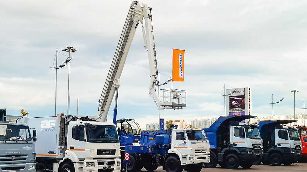 Продукция  Клинцовского автокранового завода высоко оценена на выставке