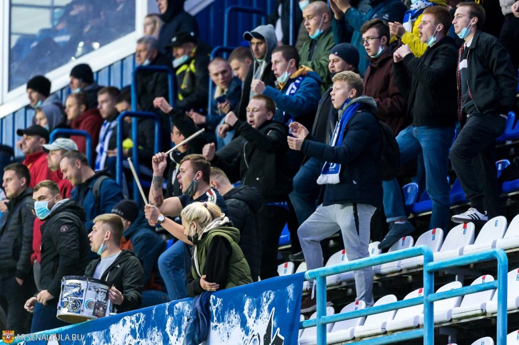 На игру брянского «Динамо» с «Соколом» 500 болельщиков пустят