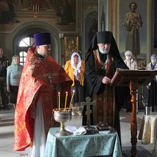 В Никольском храме Карачева совершен молебен в День трезвости