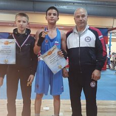 Первые места — у карачевских боксеров!