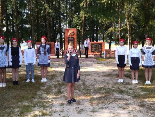 Дятьковский поселок Партизанской славы отметил День освобождения от немецко-фашистских захватчиков