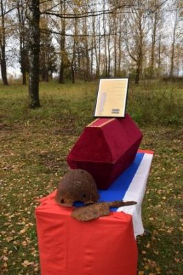 Церемония захоронения останков участника Великой Отечественной войны прошла в Жирятинском районе Брянской области