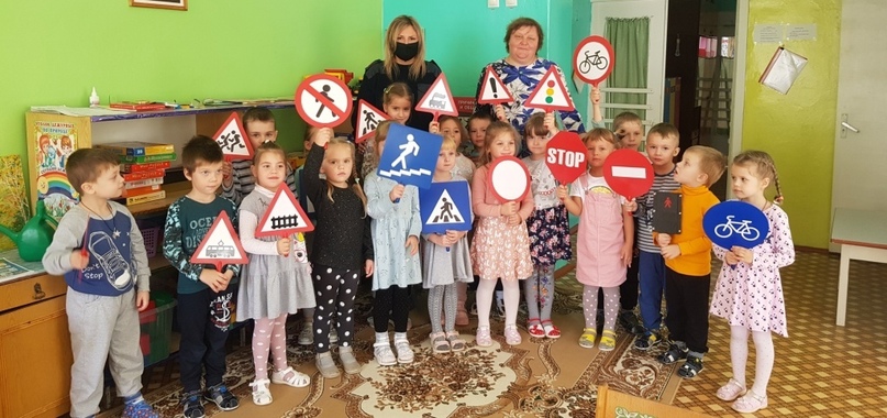 Карачевские госавтоинспекторы побывали  в гостях у дошколят