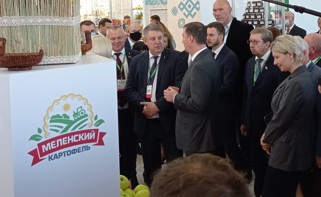 Стенд  Брянщины на московской выставке посетил Министр сельского хозяйства РФ