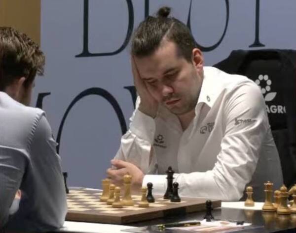 Ничья во второй партии между брянским шахматистом с действующим чемпионом мира из Норвегии