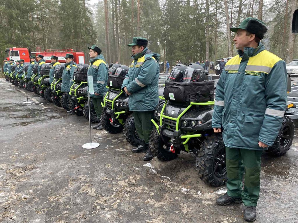 Брянская лесопожарная служба  новую технику получила
