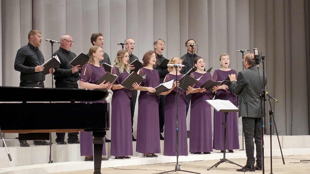 Новогодний концерт брянского академического хора состоится 31 декабря в 18:00