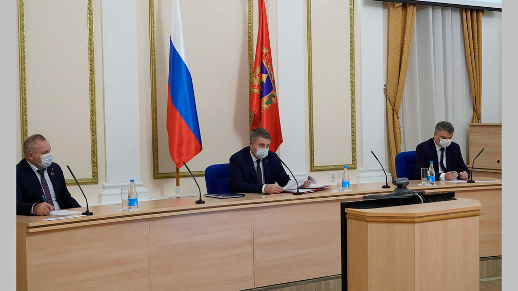 В Брянской области развитие молодежной политики региона обсудили