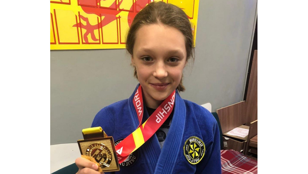 Брянская спортсменка по бразильскому джиу-джитсу Полина Антоненко стала чемпионкой мира