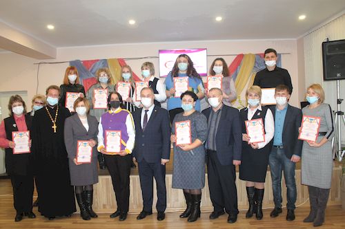 В Карачеве чествовали волонтеров