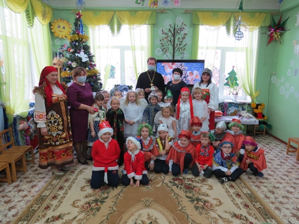 В Карачевских детсадах прошли Святочные дни