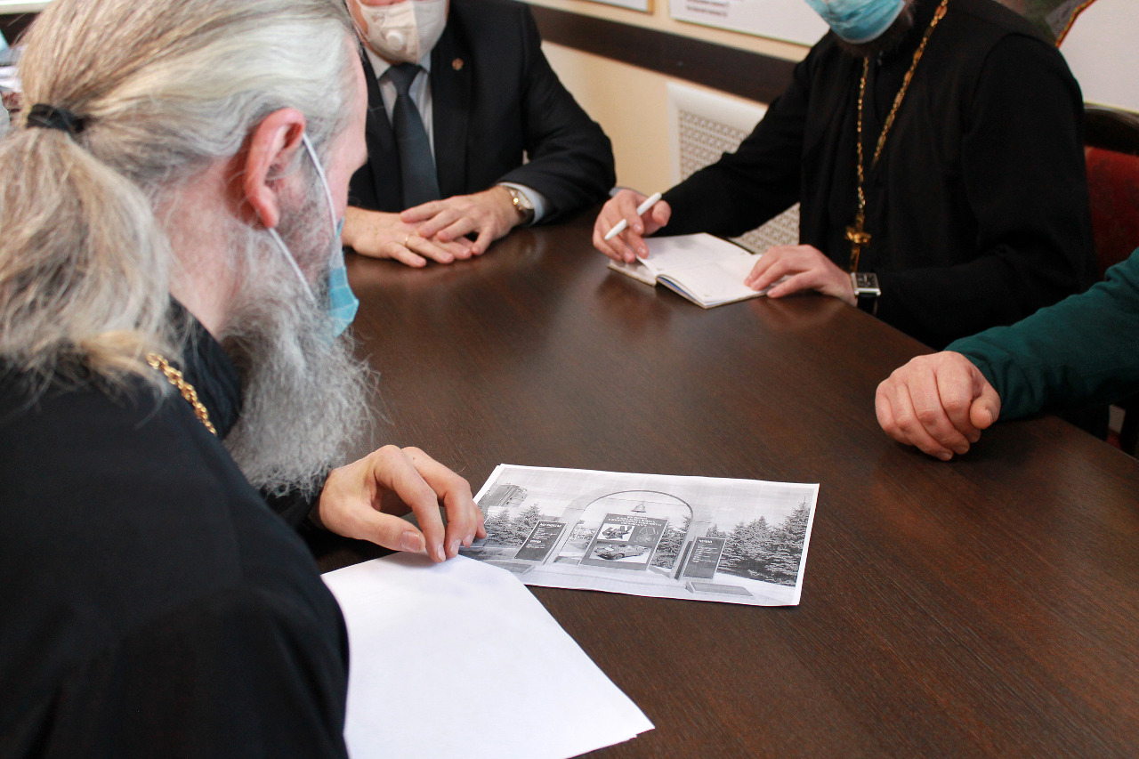 В Карачеве обсудили вопрос о реконструкции памятного комплекса интернационалистам