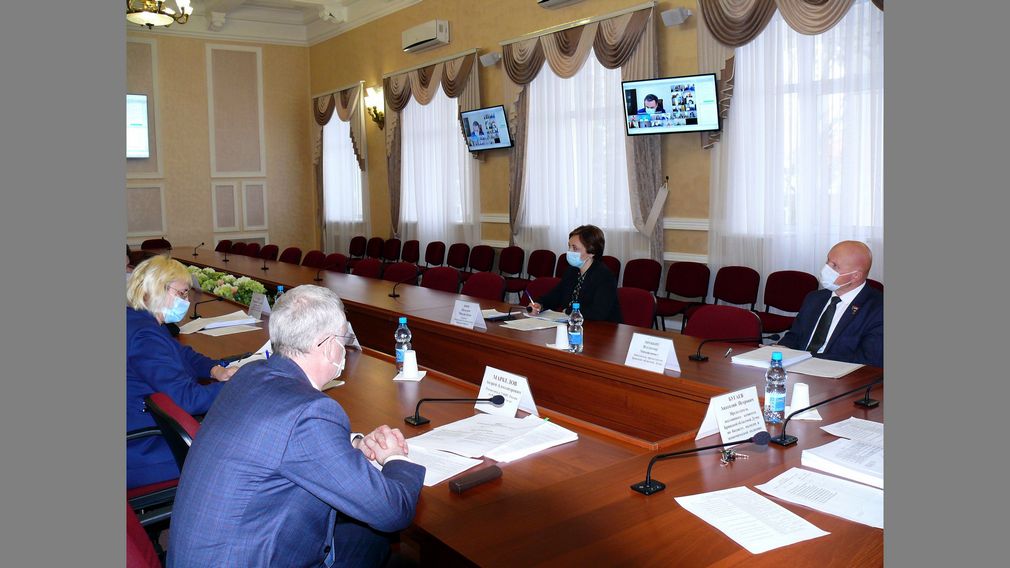 В этом году 32 предприятия Брянской области реализуют 54 инвестиционных проекта