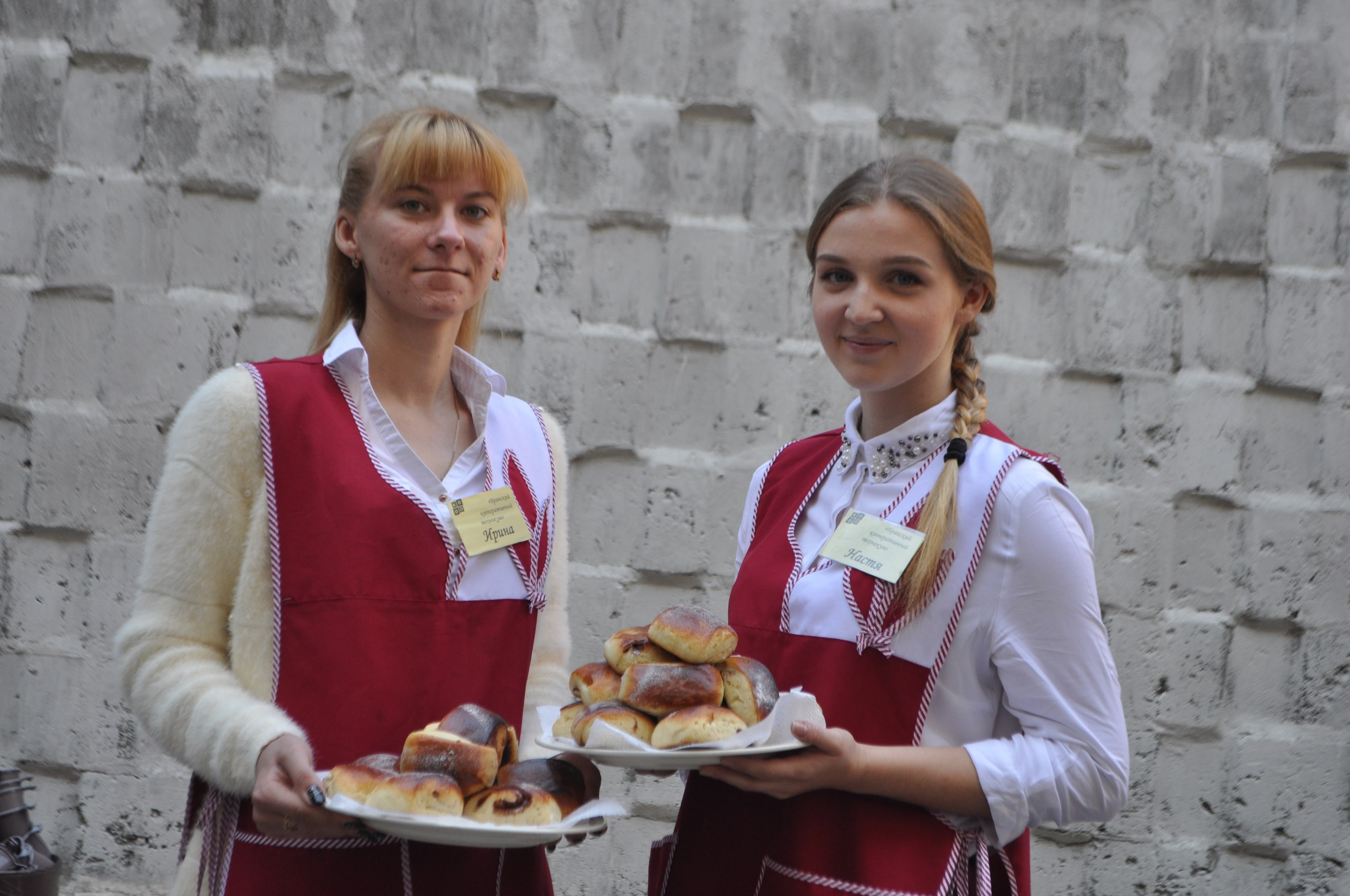 У брянского кооперативного техникума свой студенческий отряд