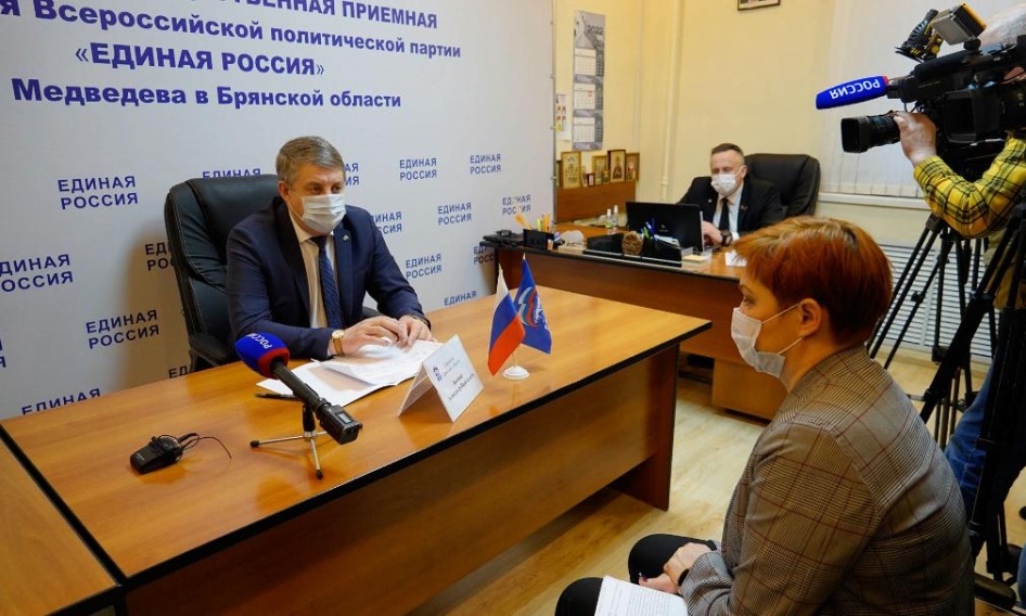 В 1 полугодии 2022 года в брянском поселке Роща впервые за 35 лет отремонтируют дорогу