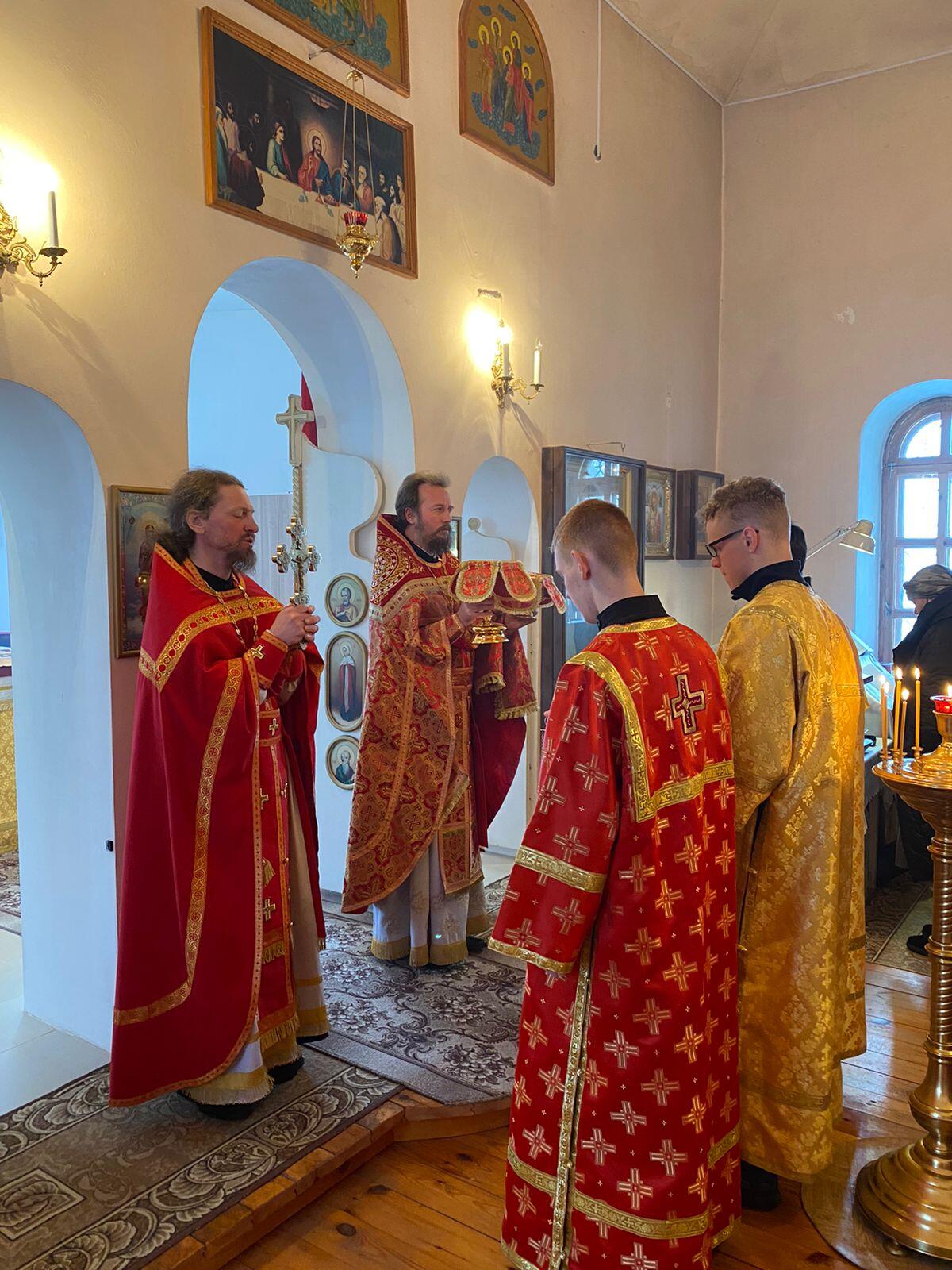 В Карачевском районе храм во имя Новомучеников и исповедников Церкви Русской д. Трыковка отметил свой престольный праздник