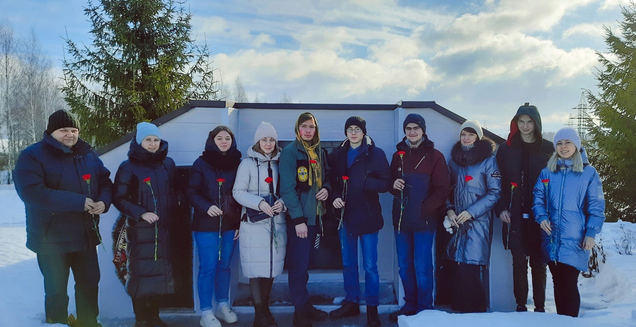 Студенты Карачевского филиала почтили память героев Великой Отечественной войны