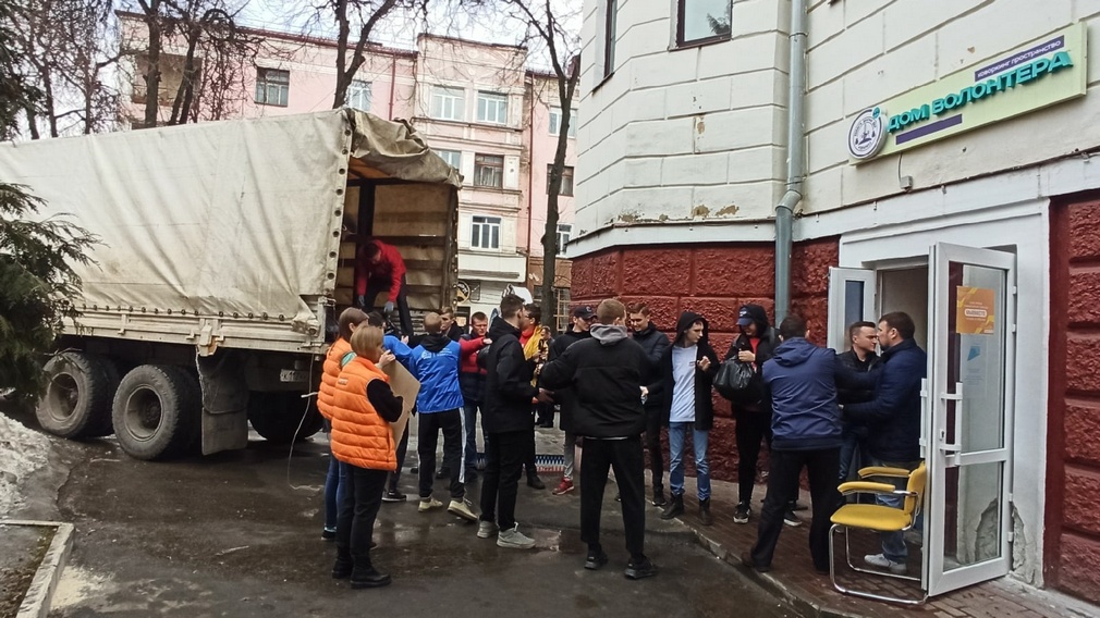 Из Брянска жителям Черниговской области 24 марта отправили 15 тонн гуманитарного груза