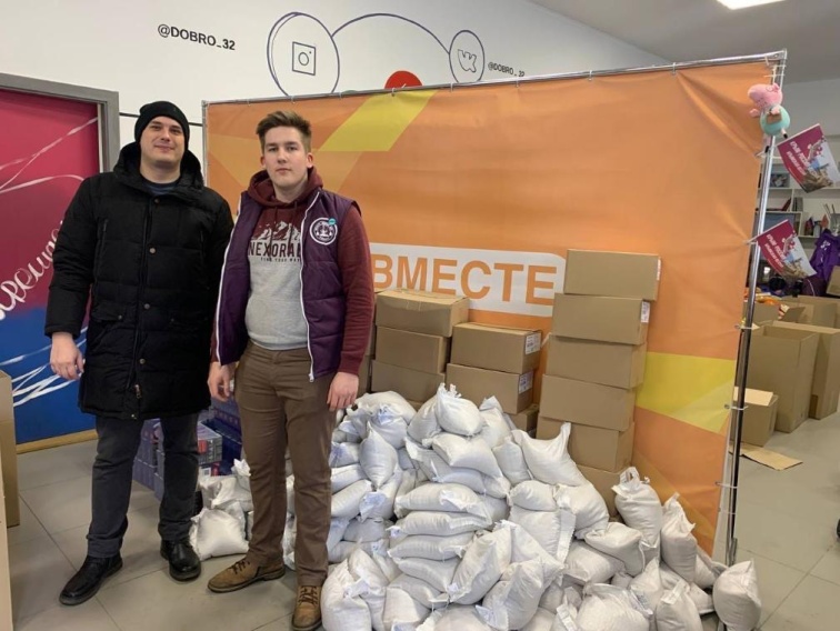 Добровольцы Брянска поблагодарили неравнодушных жителей за гуманитарную помощь жителям ДНР и ЛНР